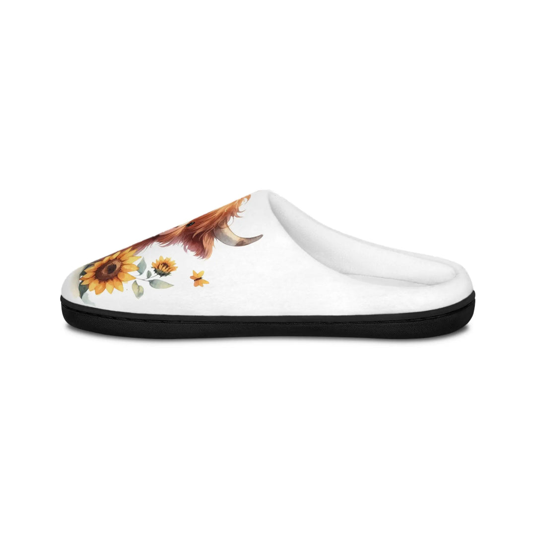 Slippers Women's Cute Highland Cow Indoor Slippers Printify